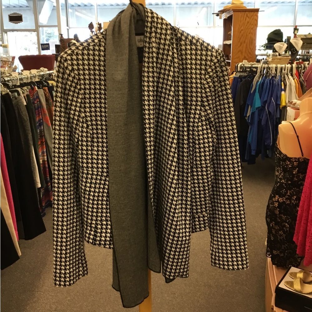 🛍️ CABI Ladies Med Black White Checkered Jacket Style # 3904